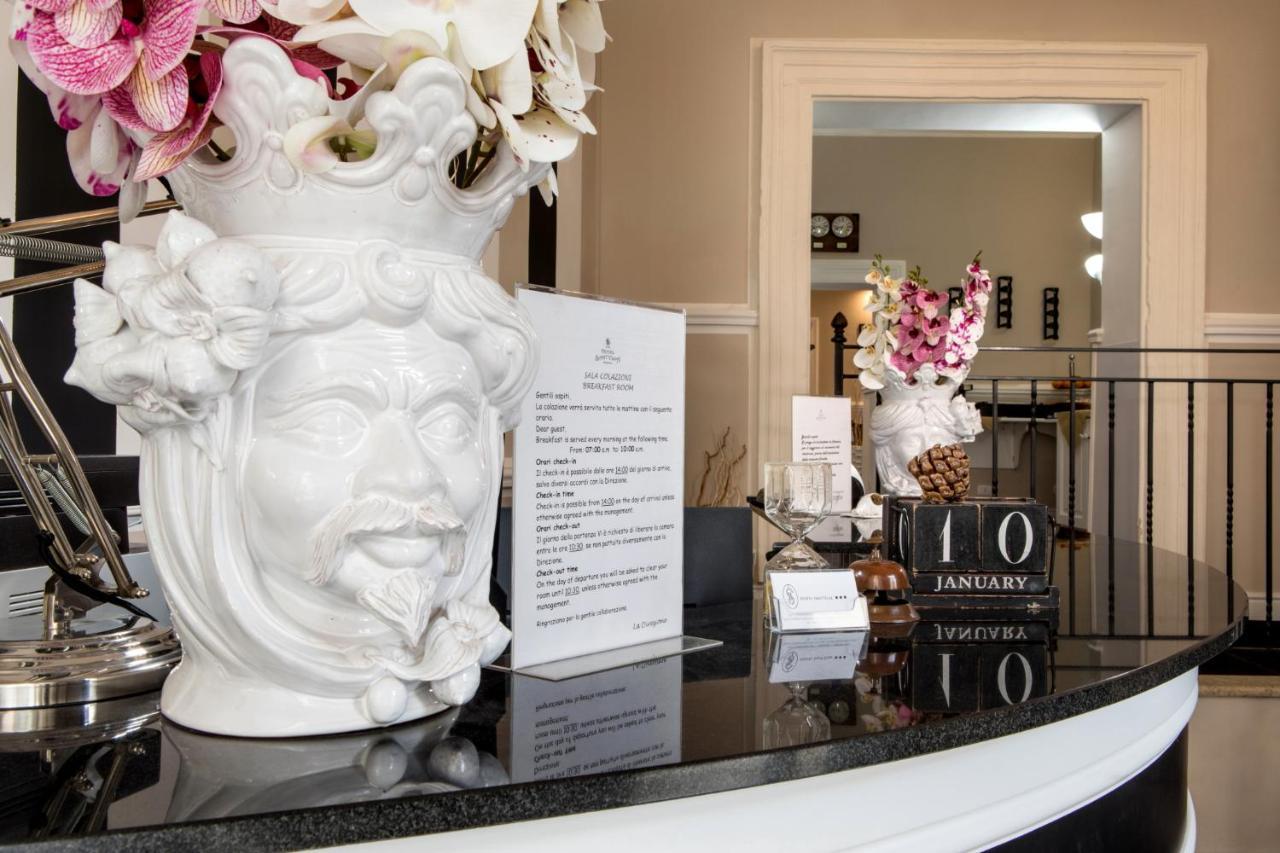 Hotel Sant'Elia メッシーナ エクステリア 写真