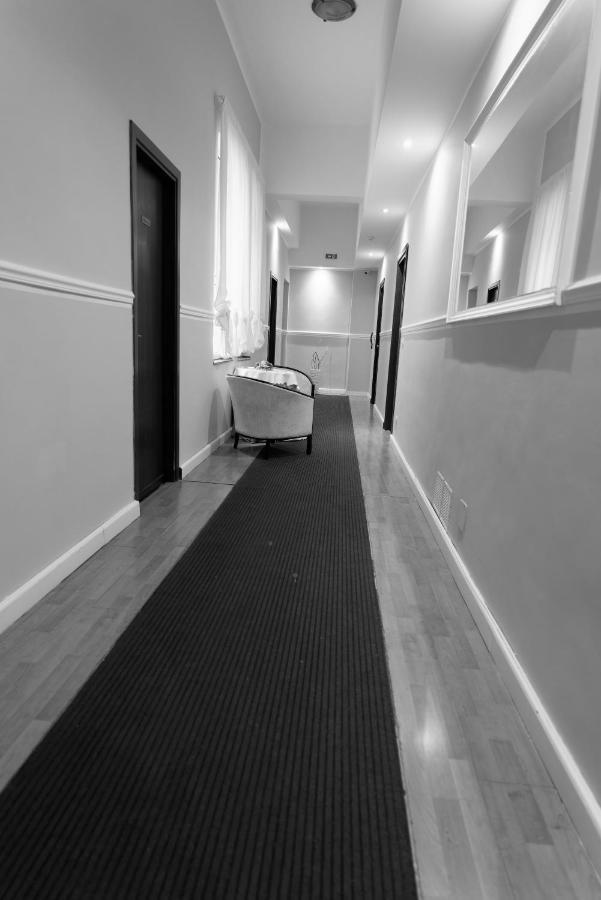 Hotel Sant'Elia メッシーナ エクステリア 写真