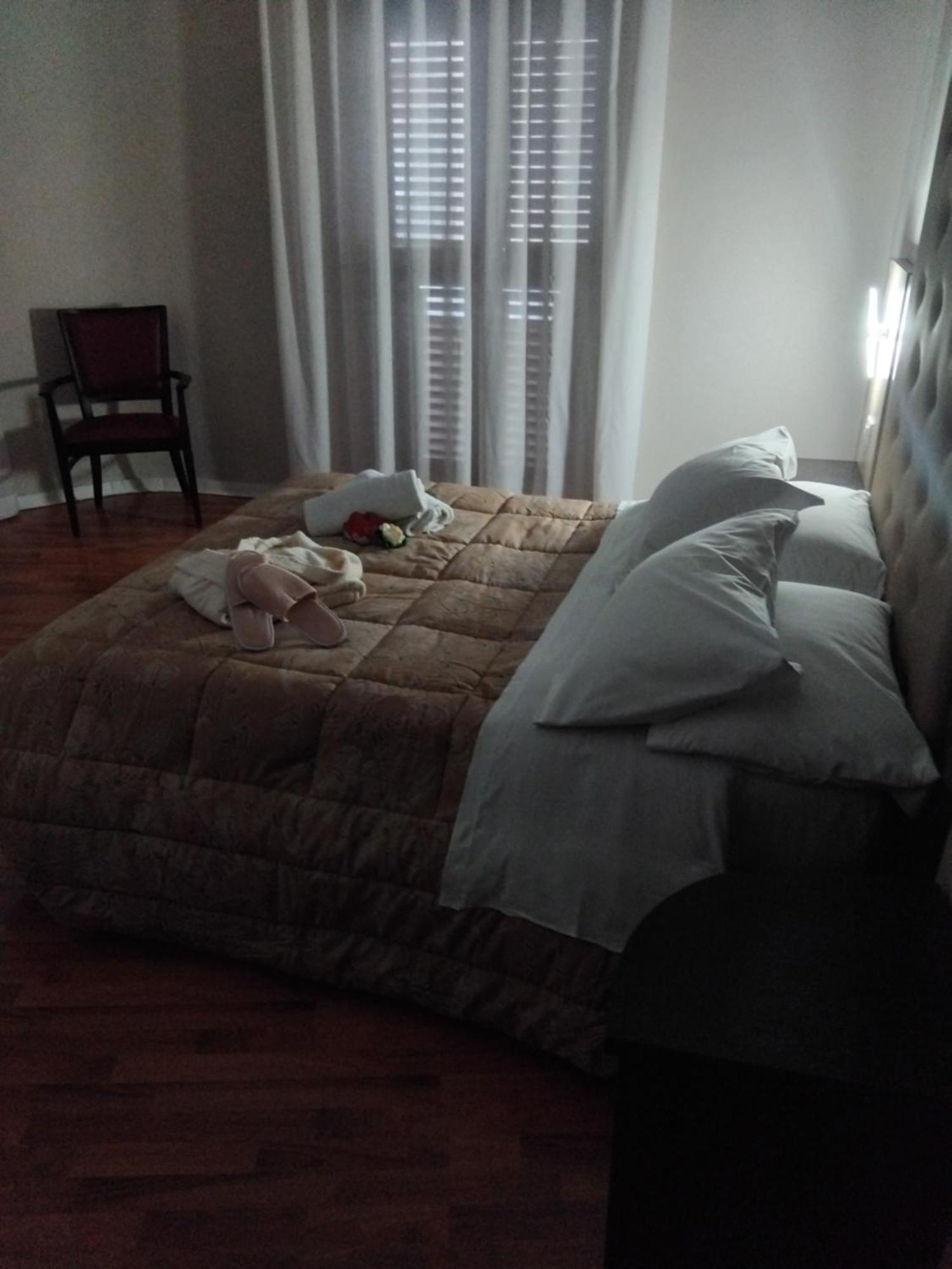 Hotel Sant'Elia メッシーナ エクステリア 写真