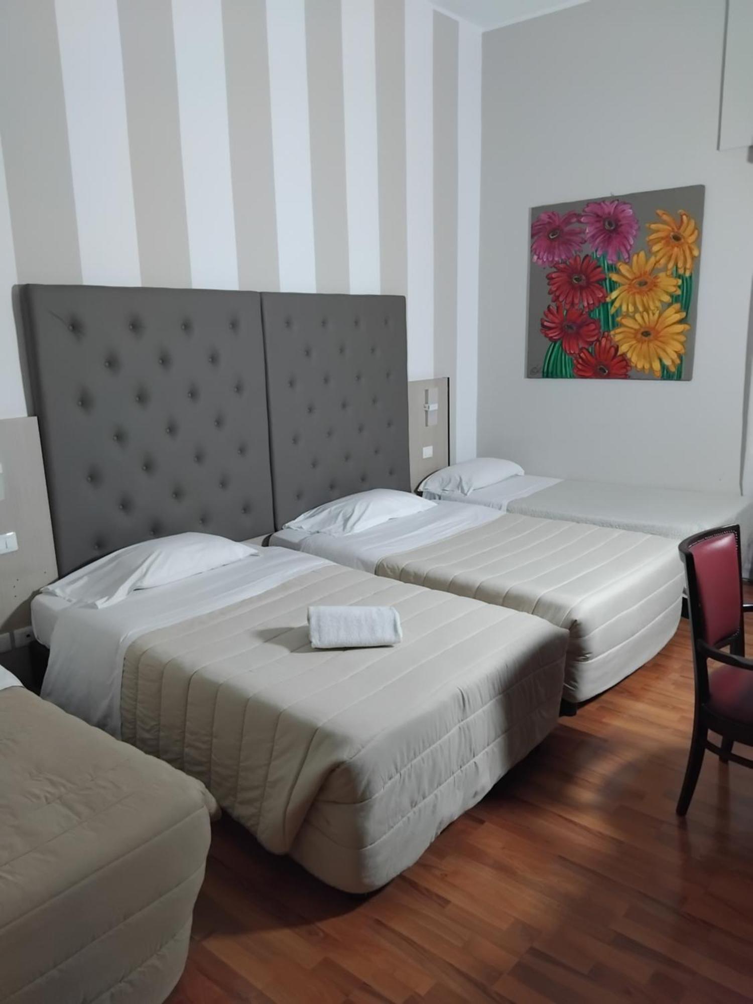 Hotel Sant'Elia メッシーナ エクステリア 写真